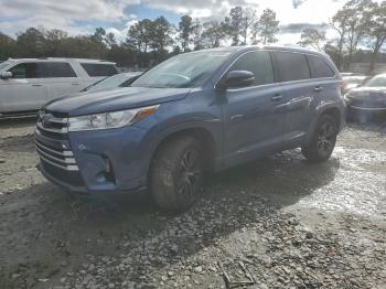  Salvage Toyota Highlander