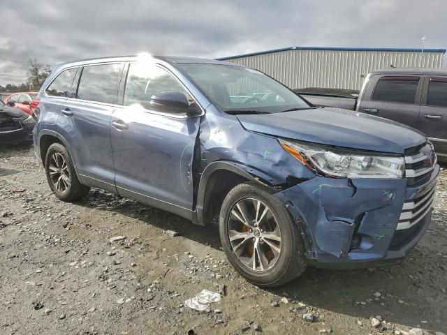 Toyota Highlander Le Image 4