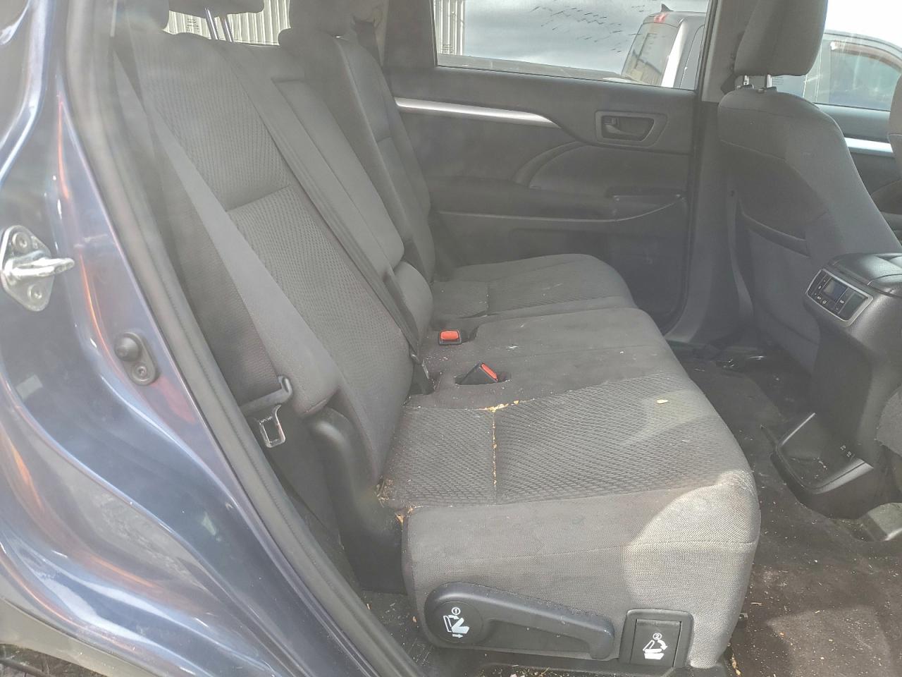 Toyota Highlander Le Image 13