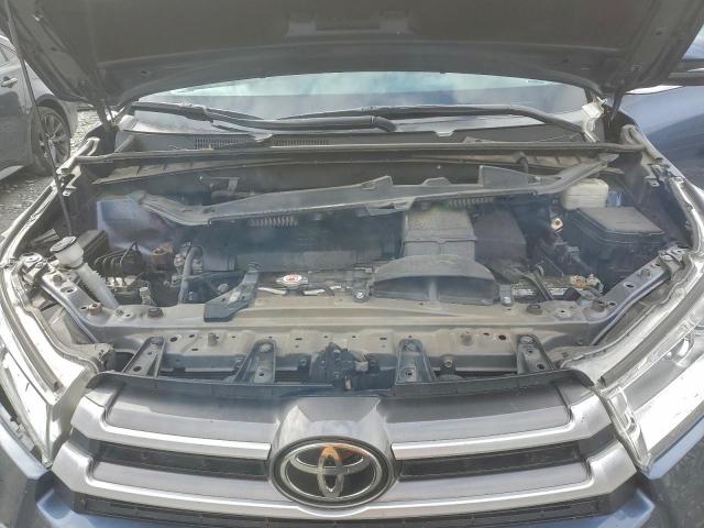 Toyota Highlander Le Image 10