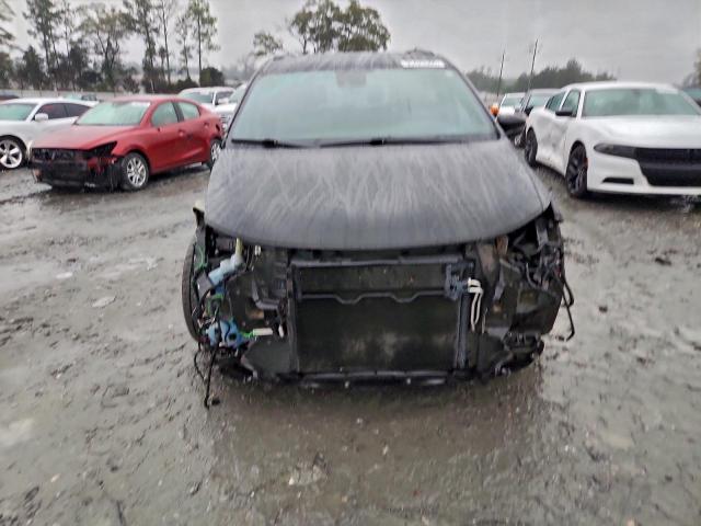 Chrysler Pacifica Touring L Image 4