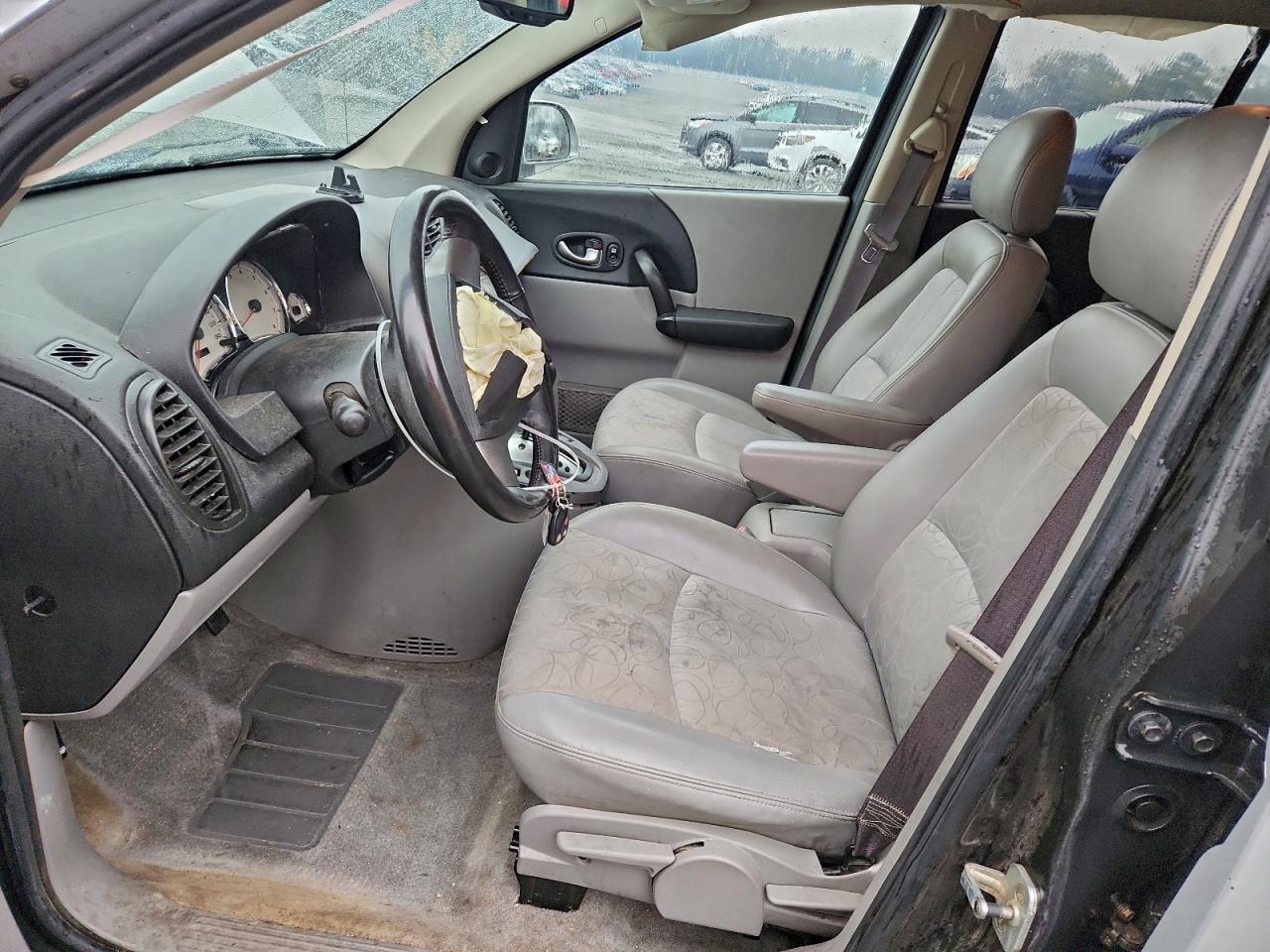 Saturn Vue Image 2