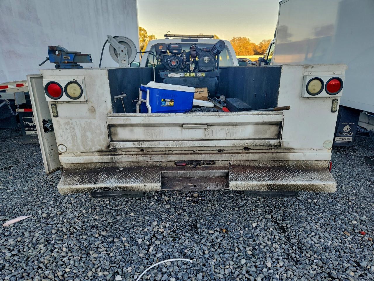 Ford F-350 Super Duty Image 5