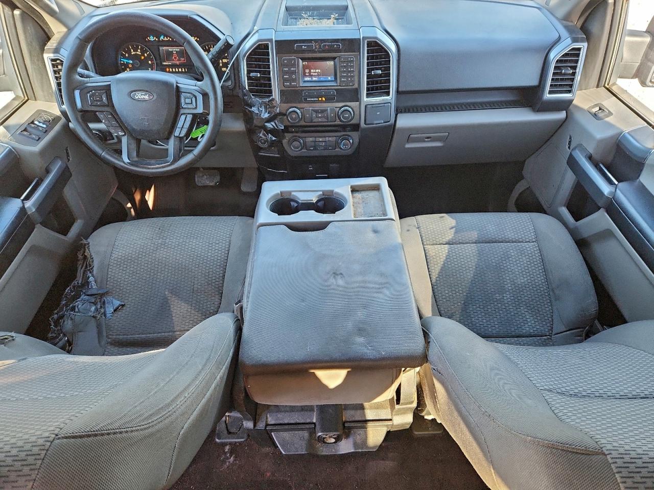 Ford F-150 Supercrew Image 3