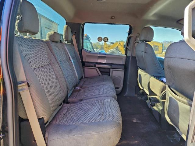 Ford F-150 Supercrew Image 9