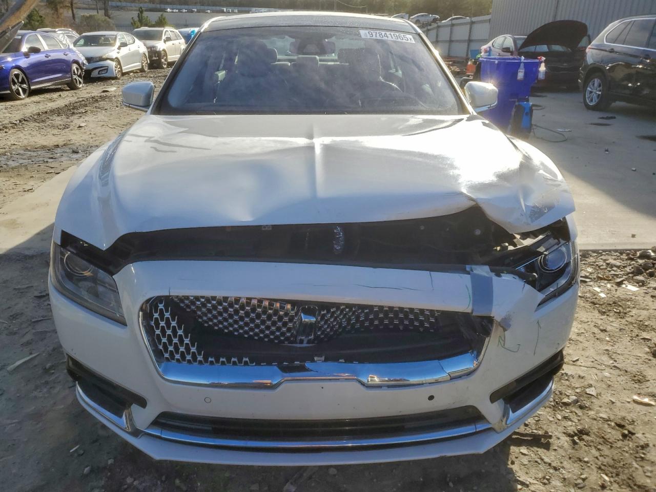 Lincoln Continental Reserve Image 10