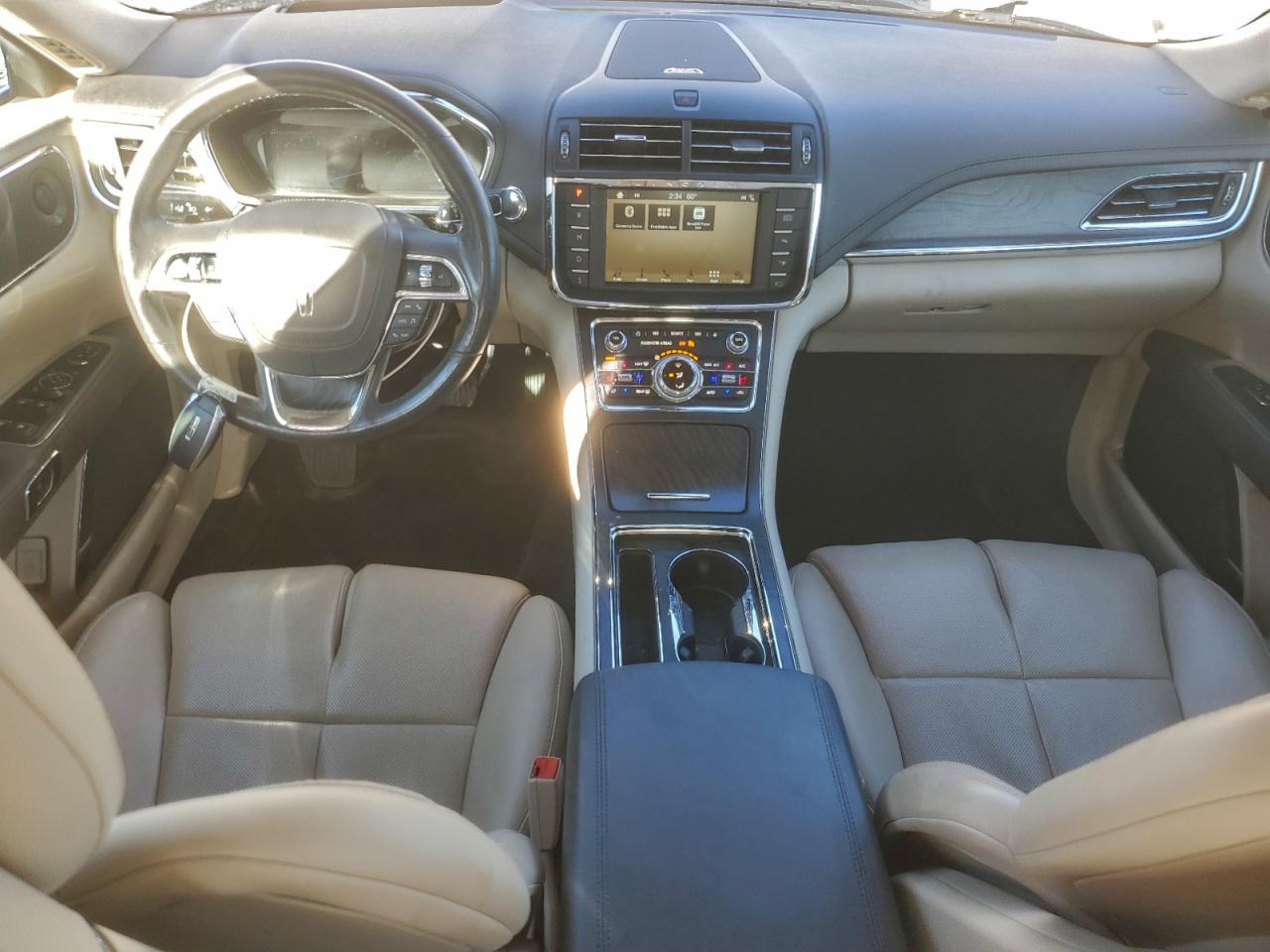 Lincoln Continental Reserve Image 12