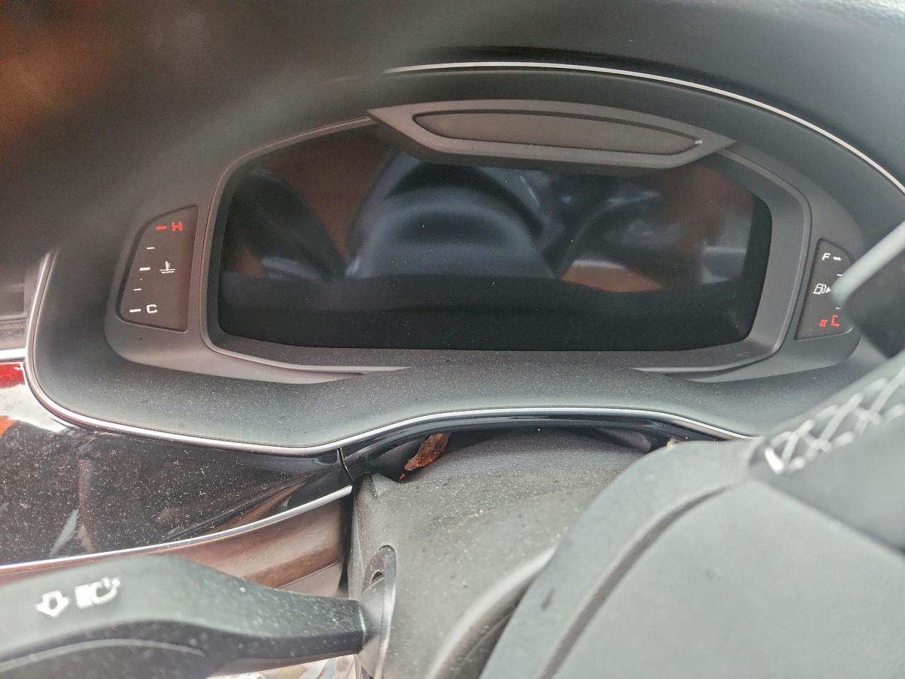 Audi Q7 Premium Plus Image 8