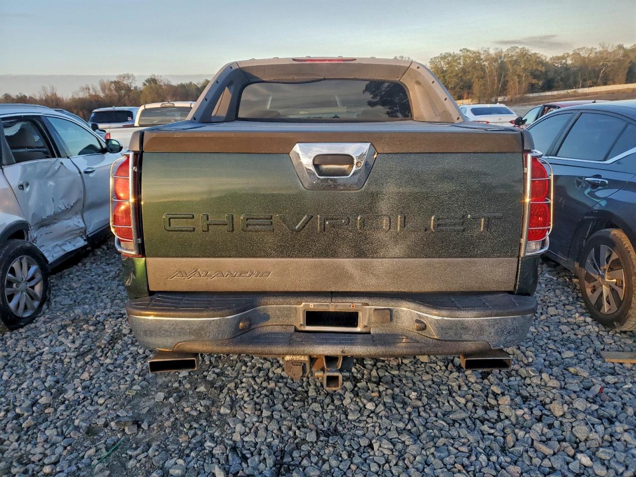 Chevrolet Avalanche K1500 Image 2