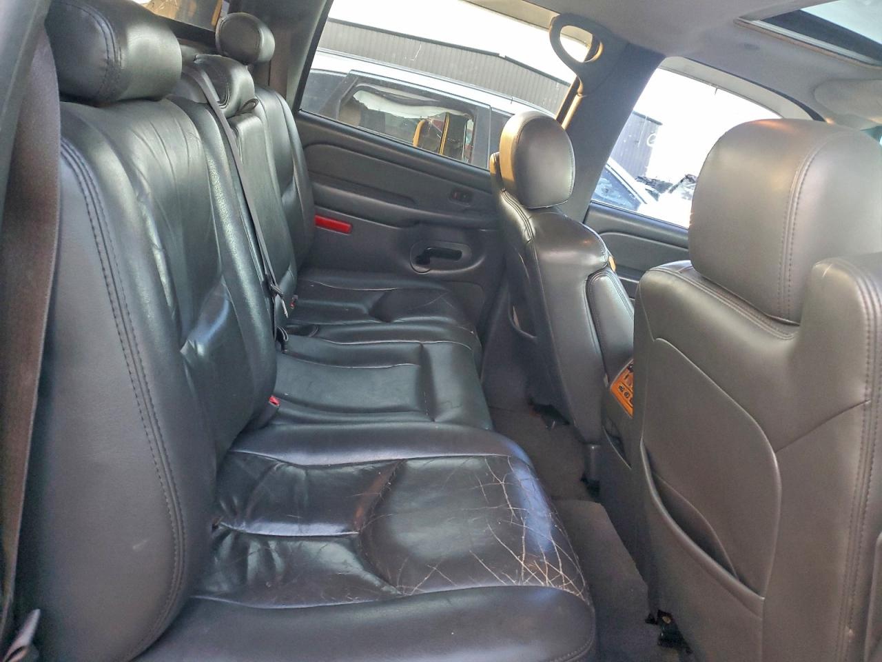 Chevrolet Avalanche K1500 Image 10