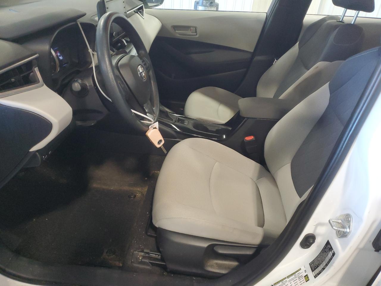 Toyota Corolla Le Image 3