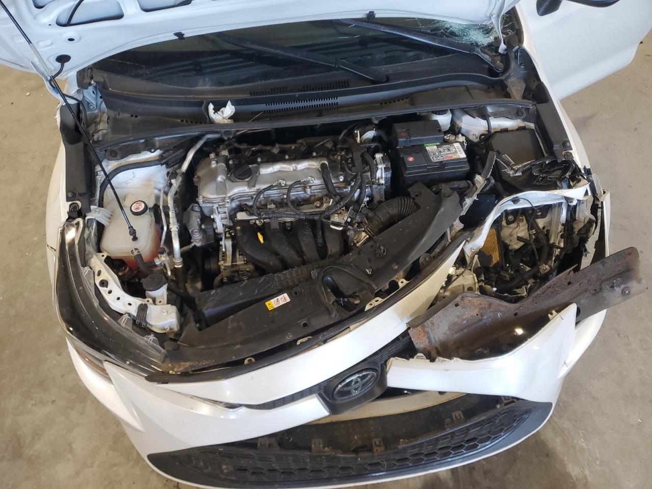 Toyota Corolla Le Image 6