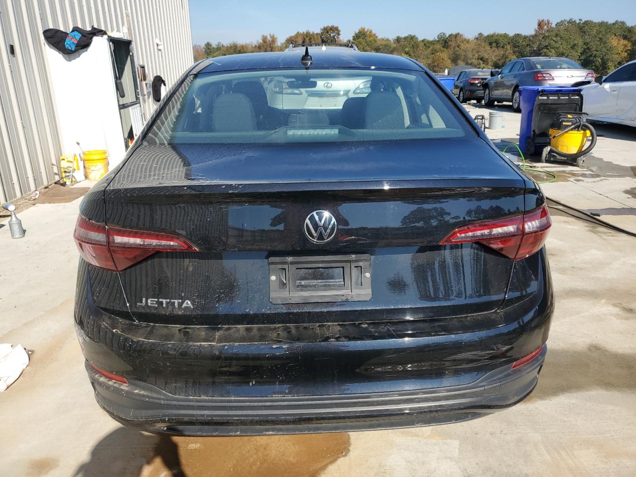 Volkswagen Jetta S Image 7