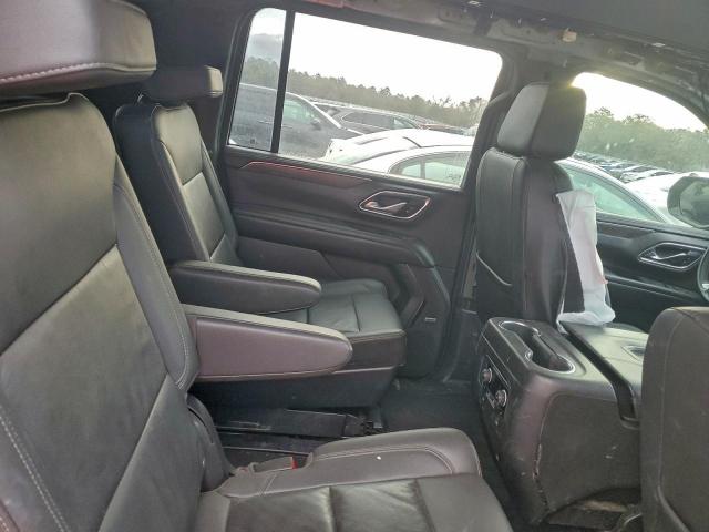 Chevrolet Suburban K1500 Z71 Image 8