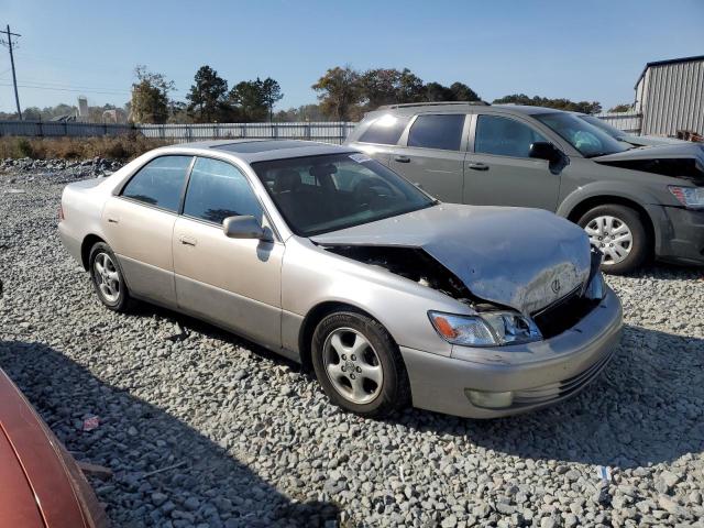Lexus Es 300 Image 8