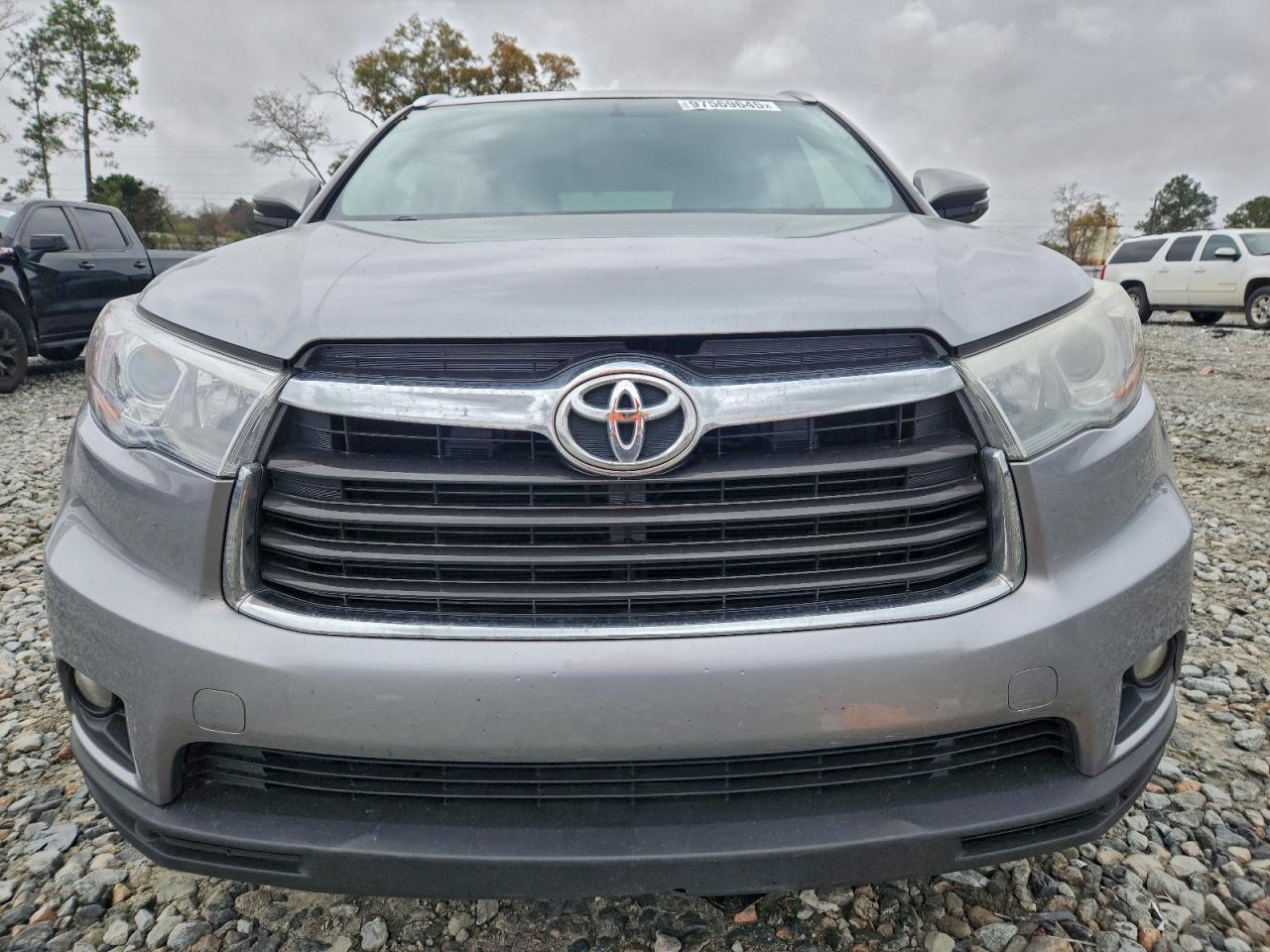 Toyota Highlander Xle Image 10
