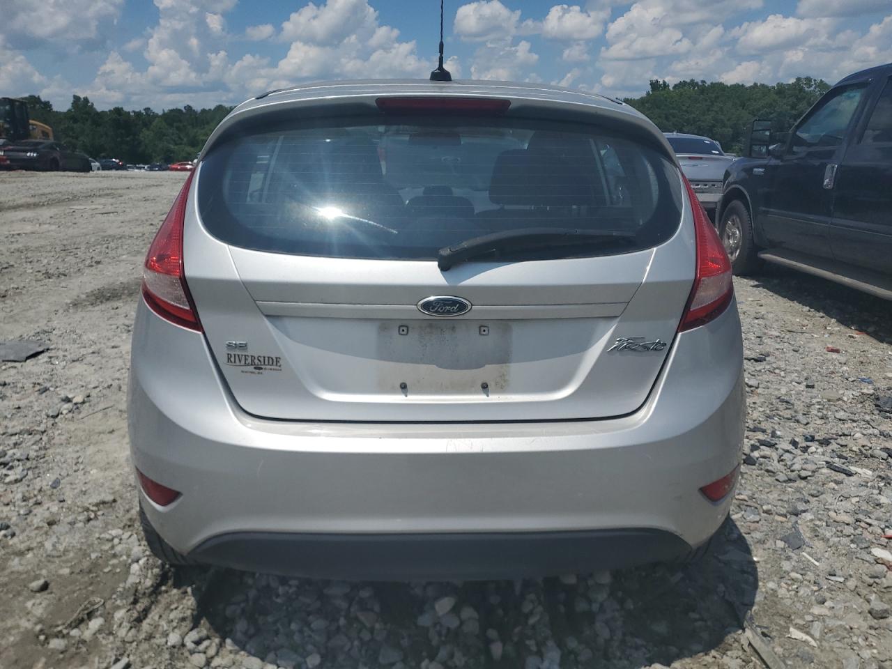 Ford Fiesta Se Image 8