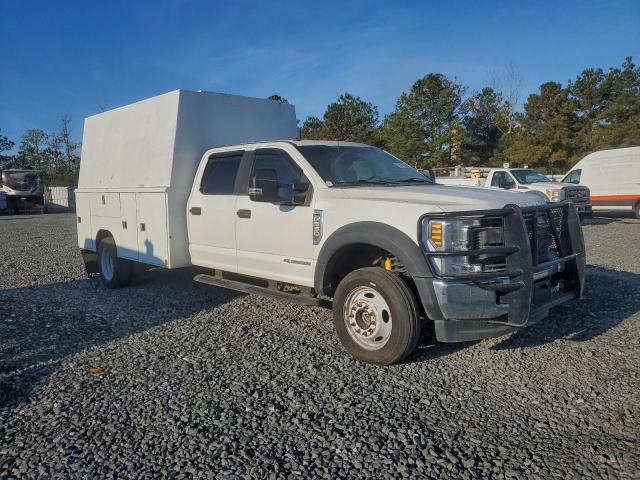Ford F-550 Super Duty Image 11