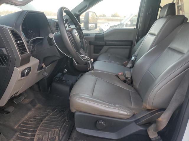 Ford F-550 Super Duty Image 7