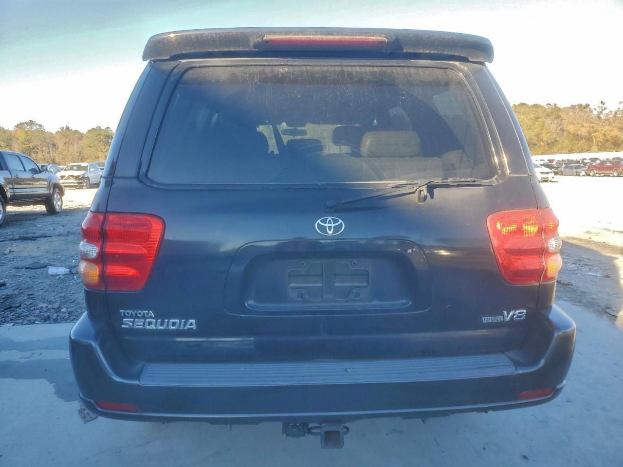 Toyota Sequoia Sr5 Image 12