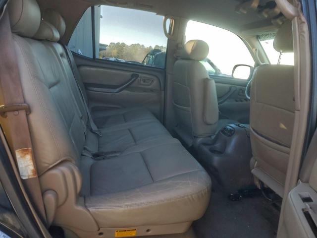 Toyota Sequoia Sr5 Image 11