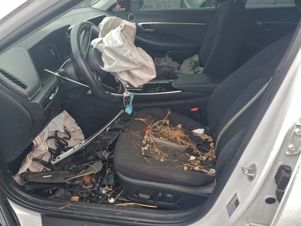 Hyundai SONATA Sel Image 5