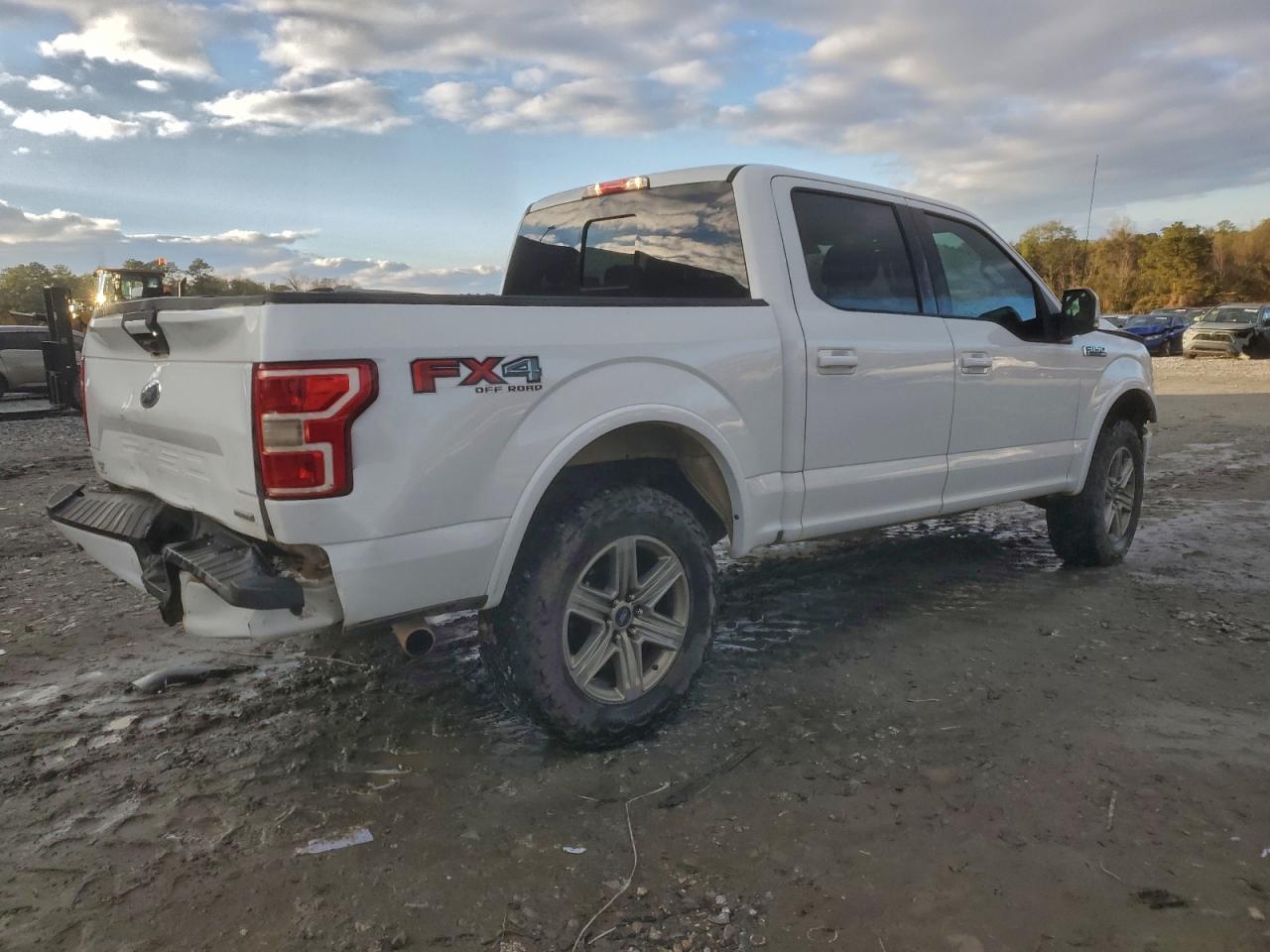Ford F-150 Supercrew Image 2