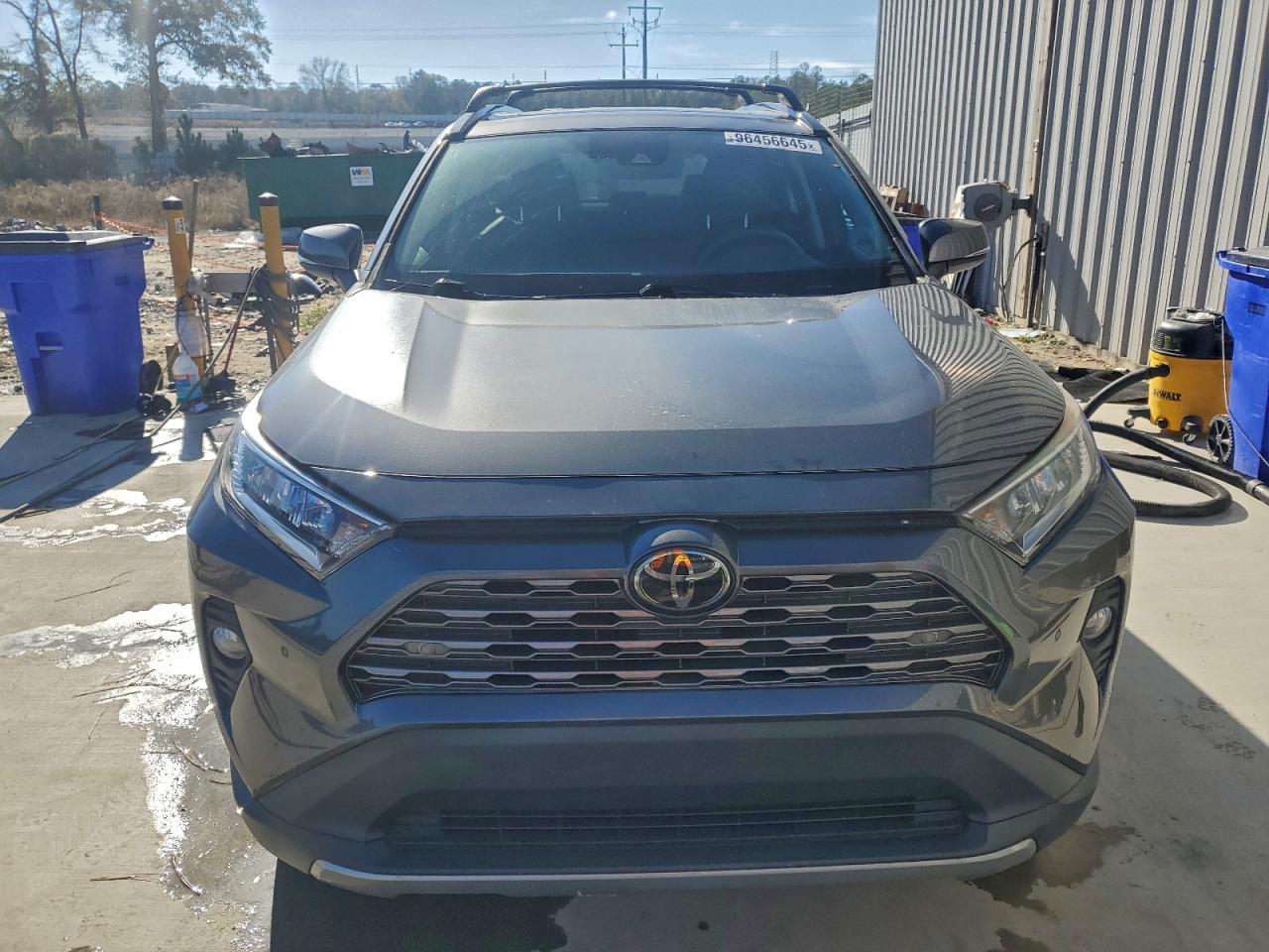 Toyota RAV4 Limited Image 4