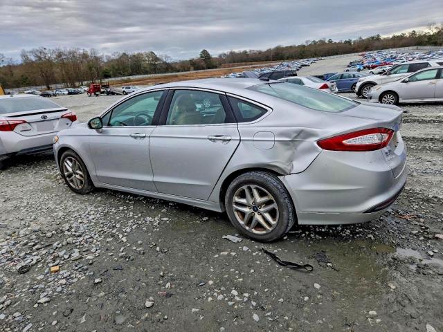 Ford Fusion Se Image 7
