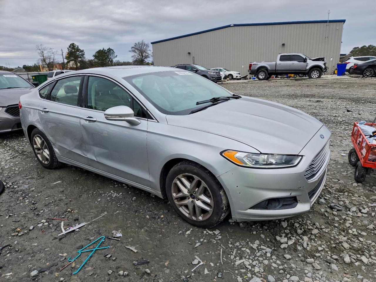 Ford Fusion Se Image 4