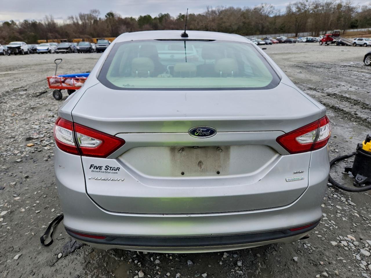 Ford Fusion Se Image 5