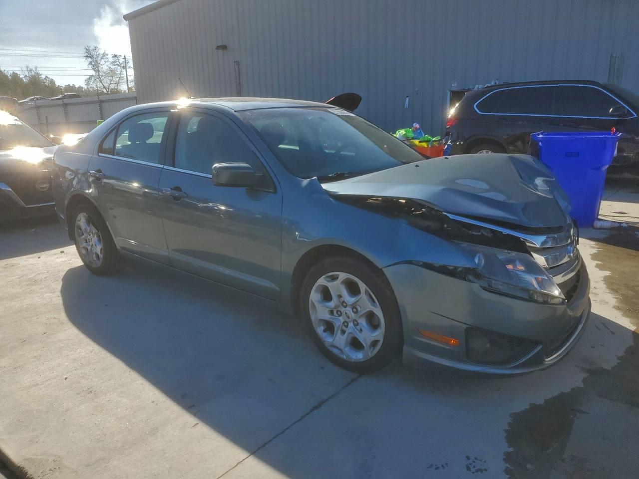 Ford Fusion Se Image 4