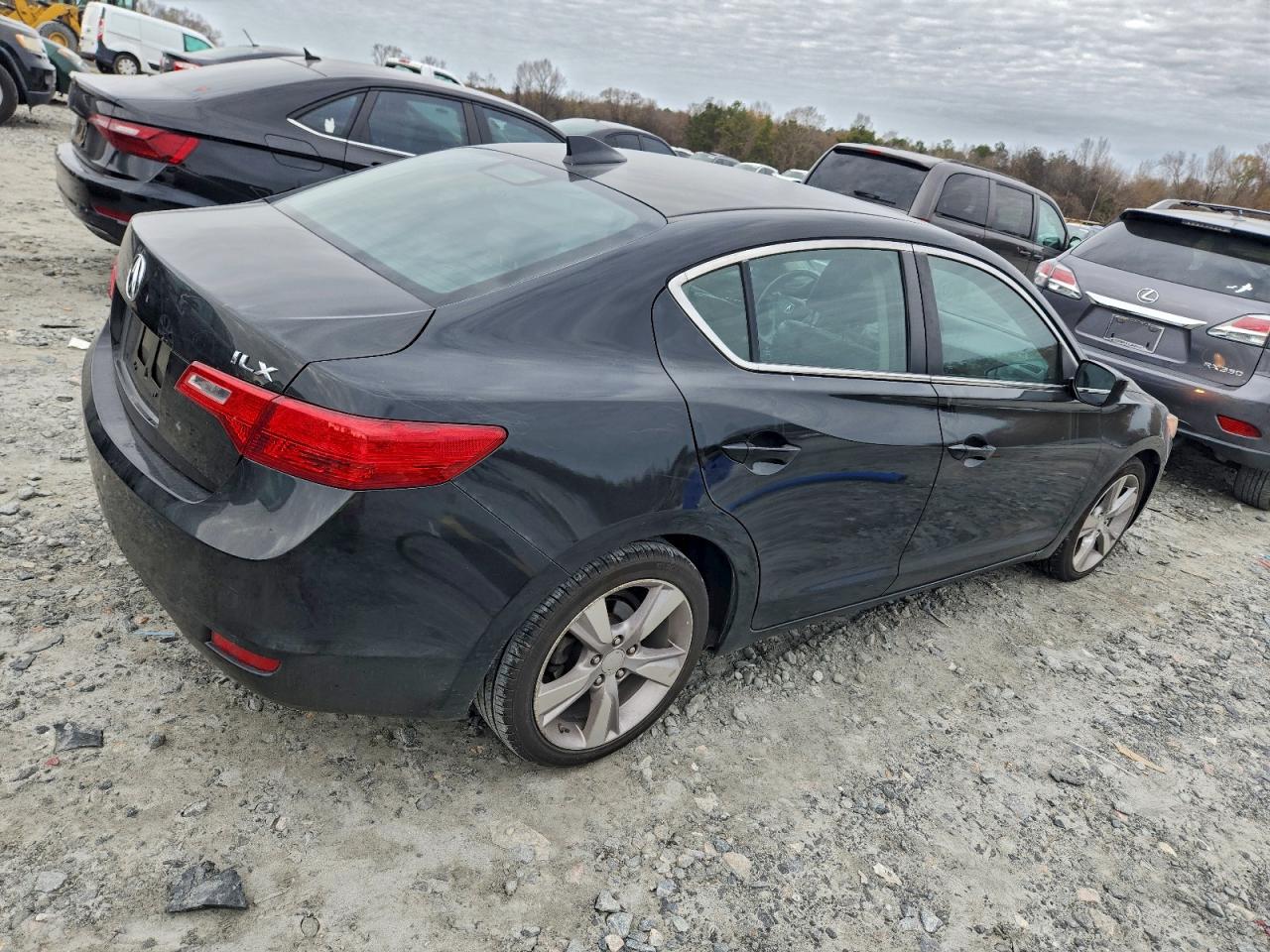 Acura ILX 20 Image 4