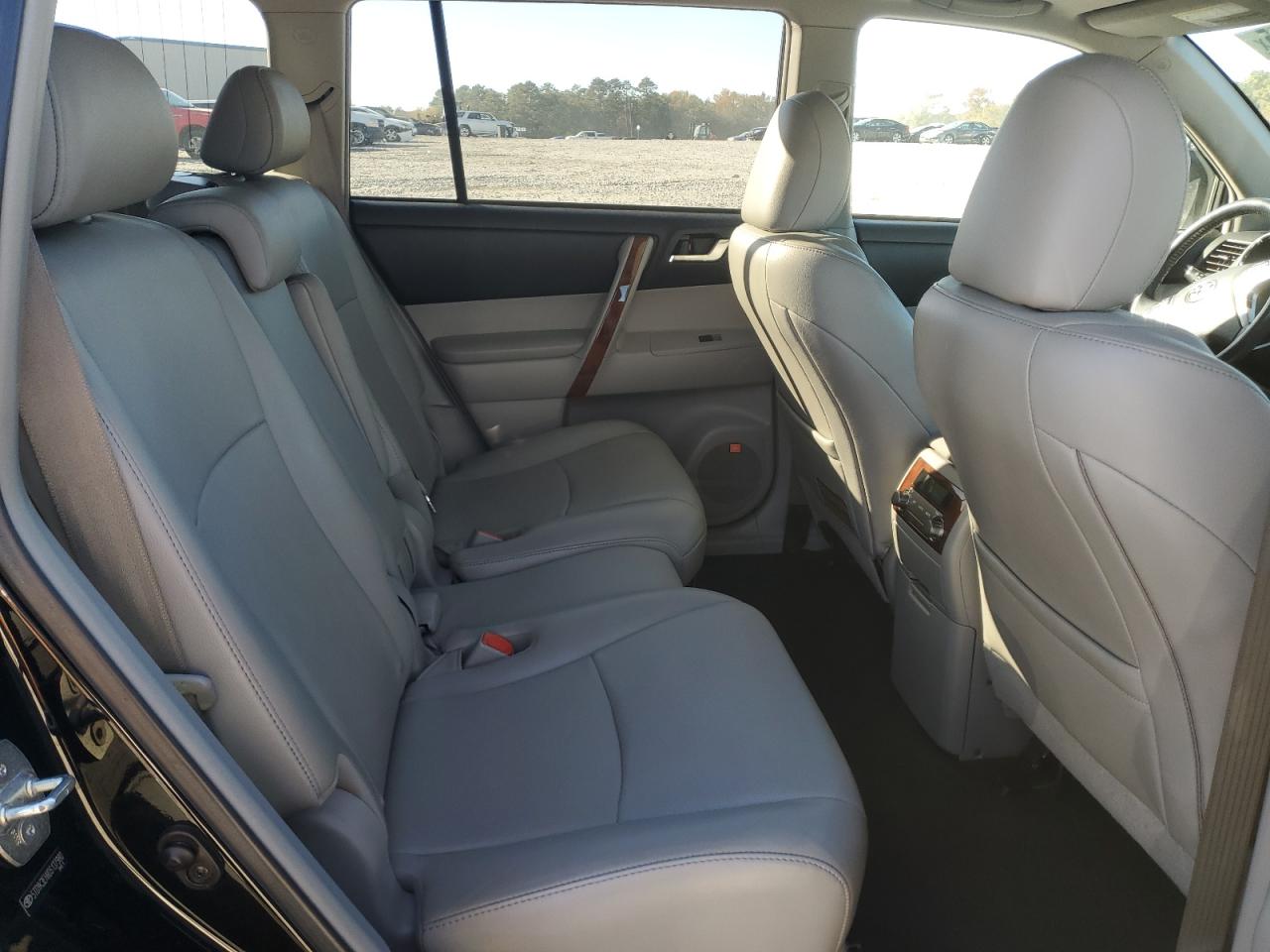 Toyota Highlander Limited Image 11
