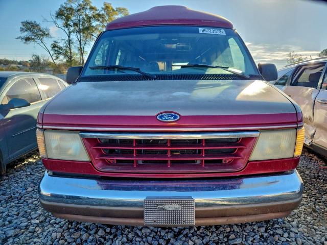 Ford Econoline E150 Van Image 13
