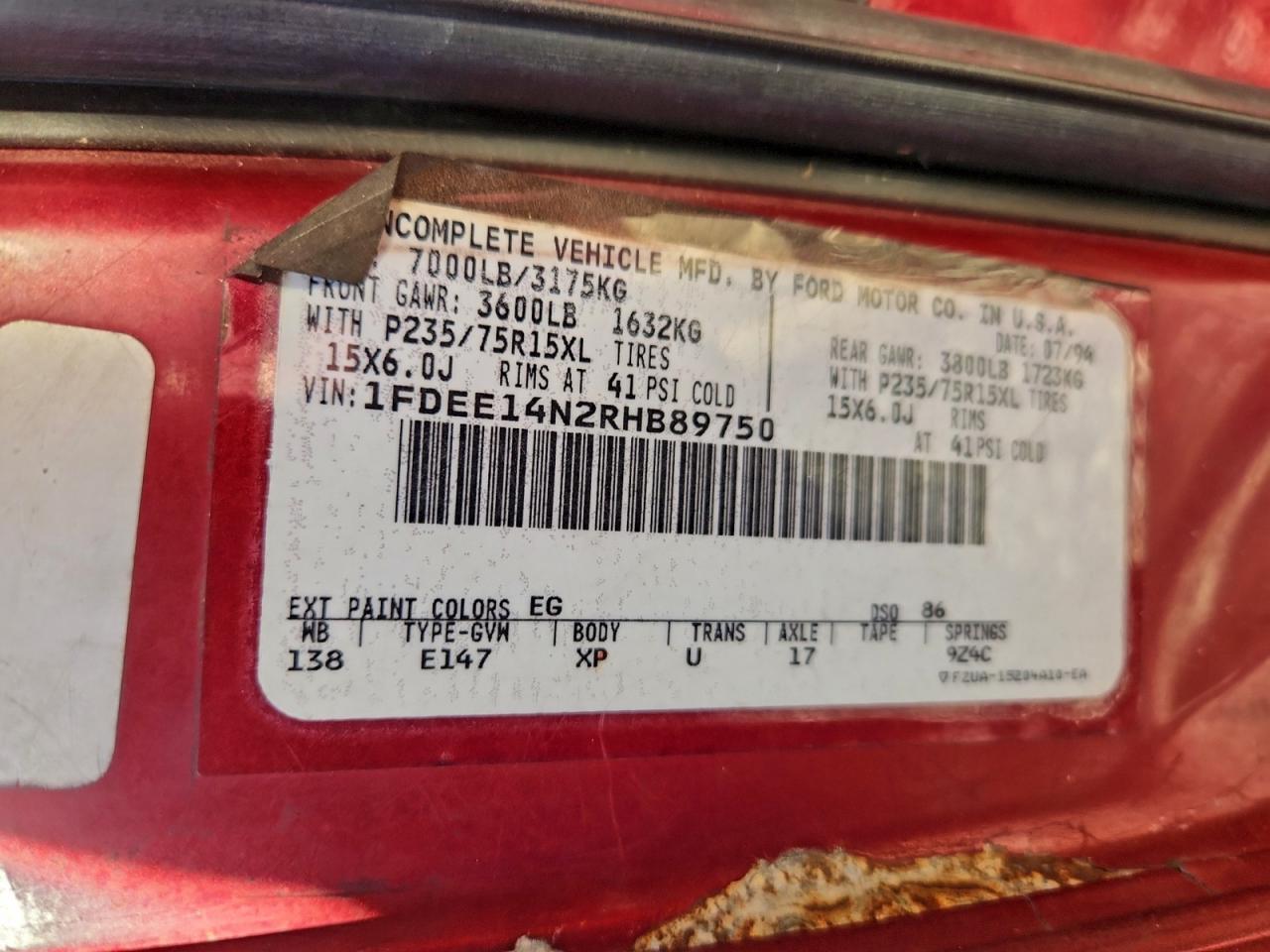 Ford Econoline E150 Van Image 11