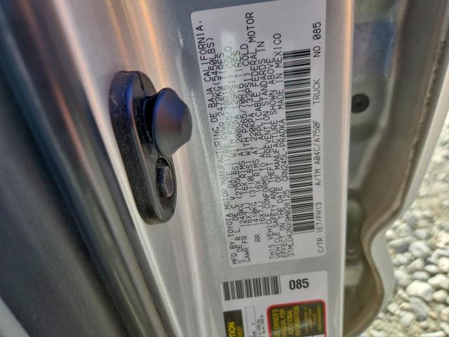 Toyota Tacoma Double Cab Image 8