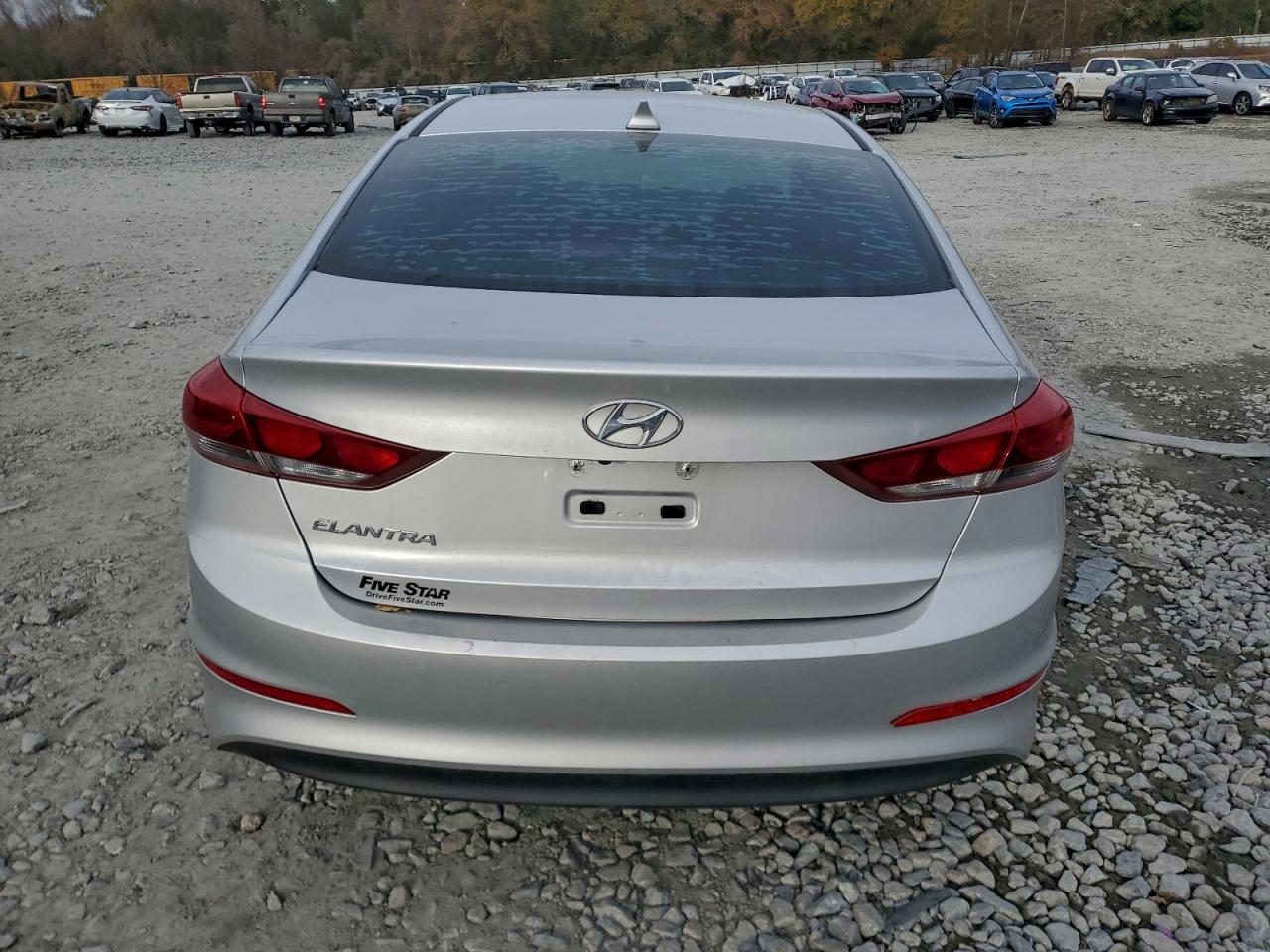 Hyundai ELANTRA Sel Image 11