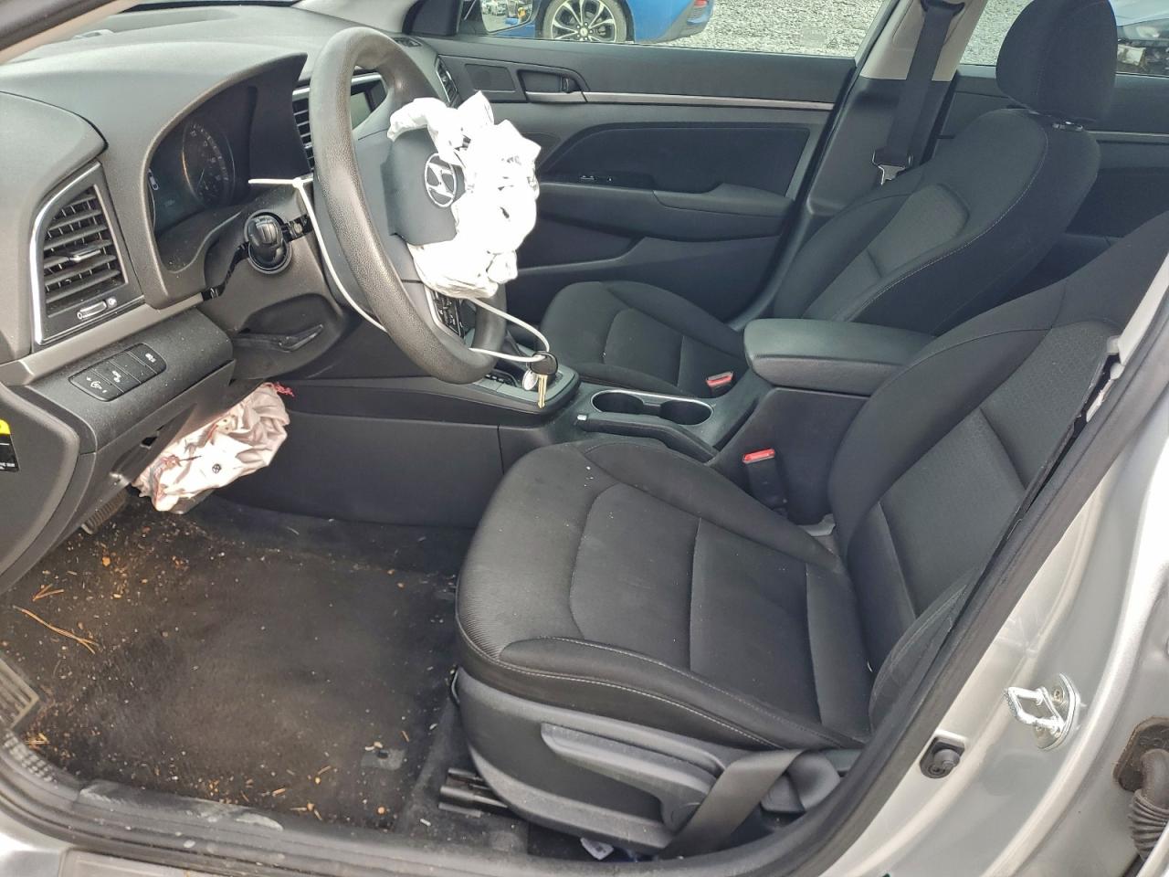 Hyundai ELANTRA Sel Image 5