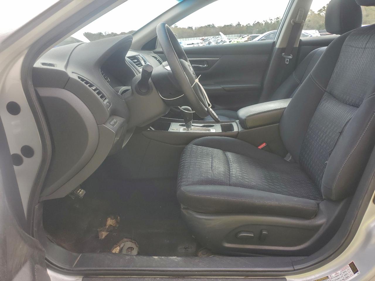 Nissan Altima 2.5 Image 7