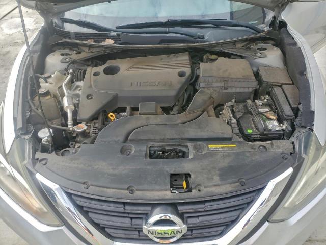 Nissan Altima 2.5 Image 8