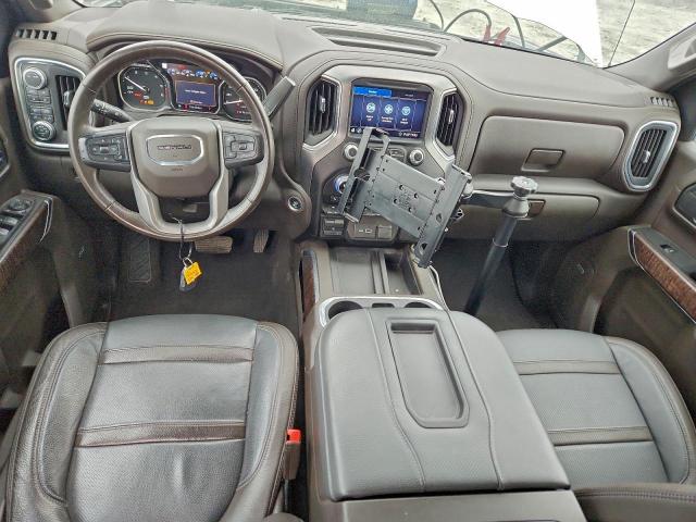 GMC Sierra K1500 Denali Image 2