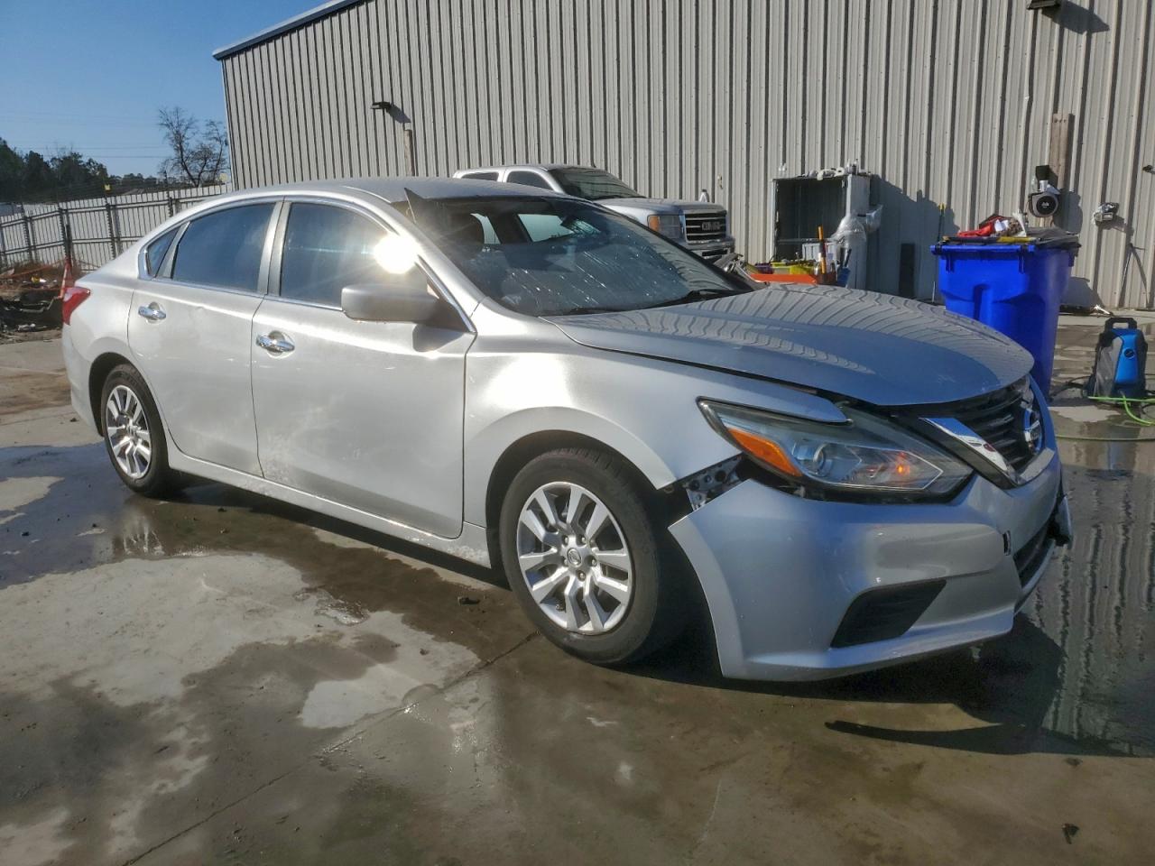 Nissan Altima 2.5 Image 6