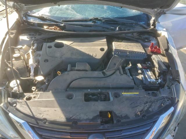 Nissan Altima 2.5 Image 12