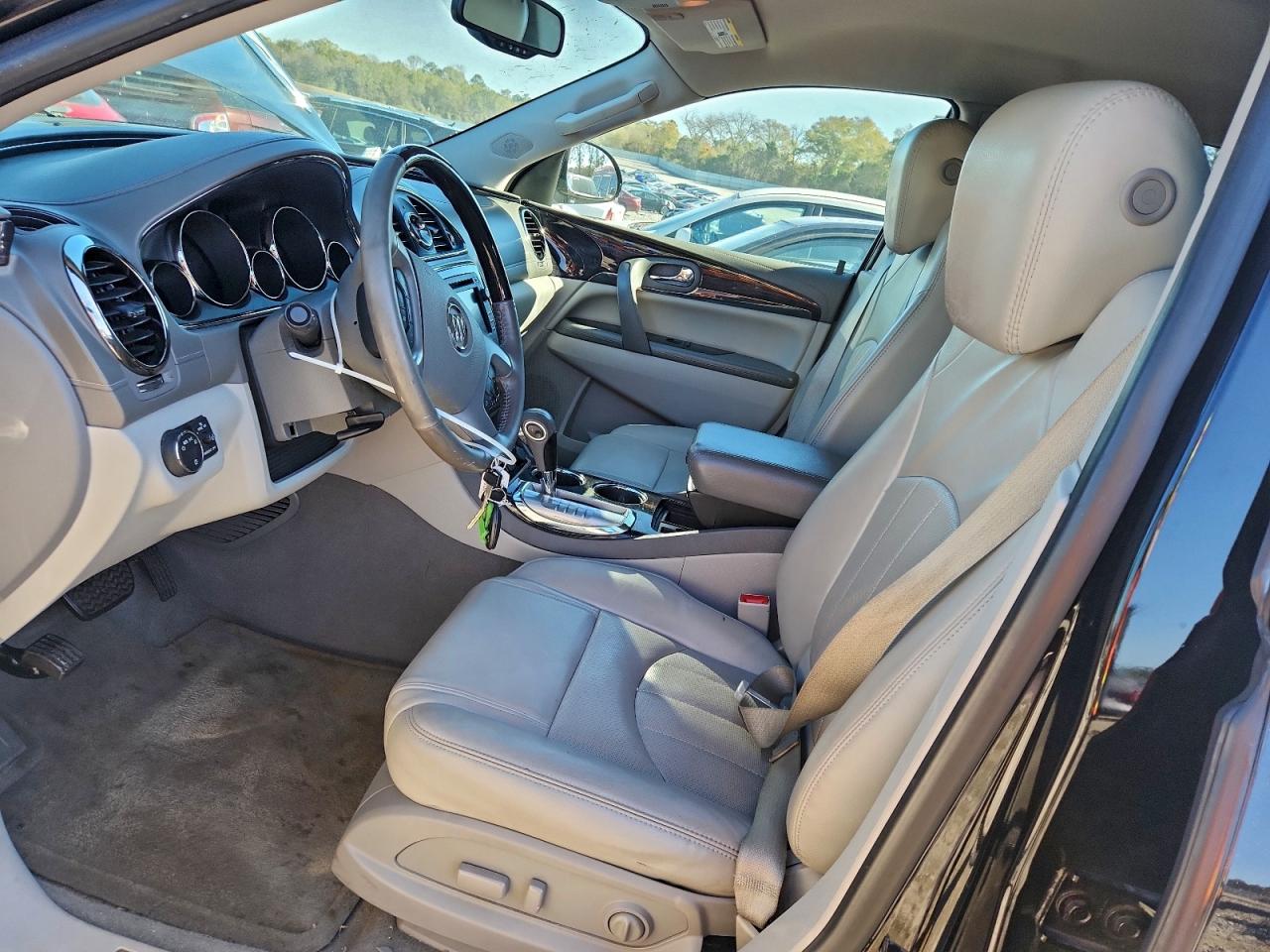 Buick Enclave Image 9