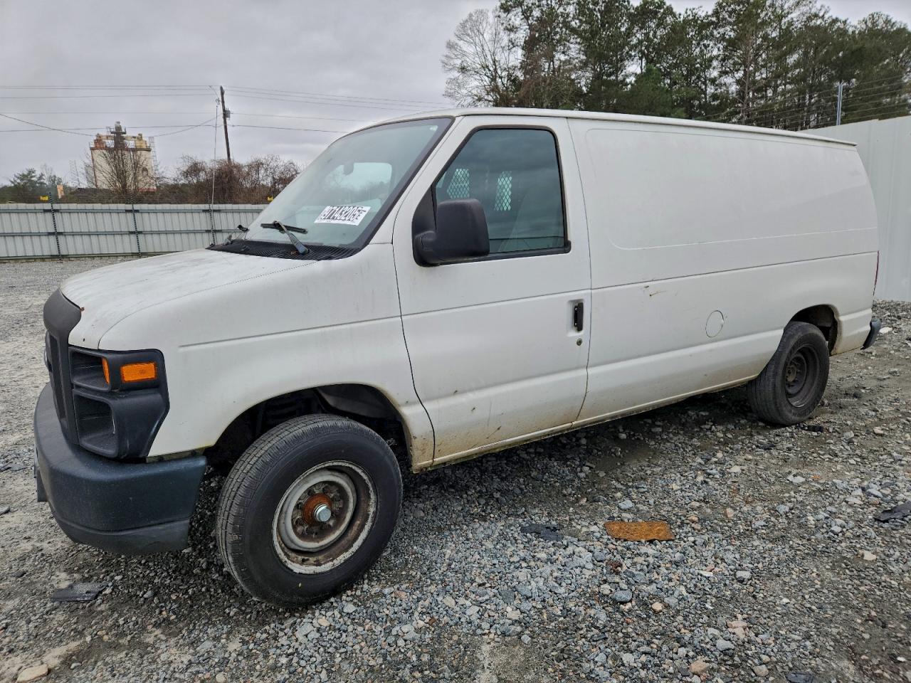 Ford E-150 E150 Van Image 1