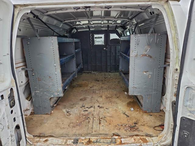 Ford E-150 E150 Van Image 12
