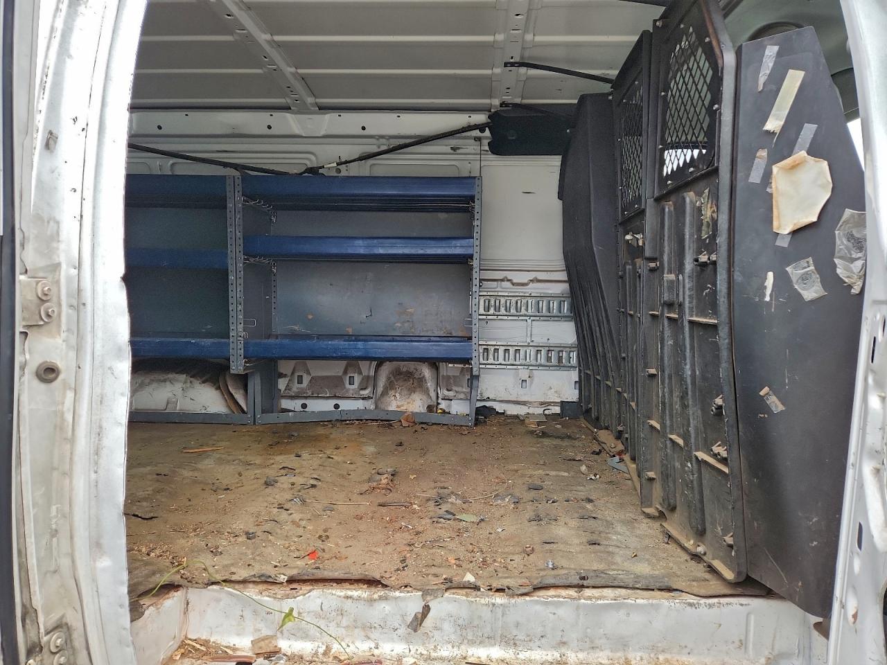 Ford E-150 E150 Van Image 8