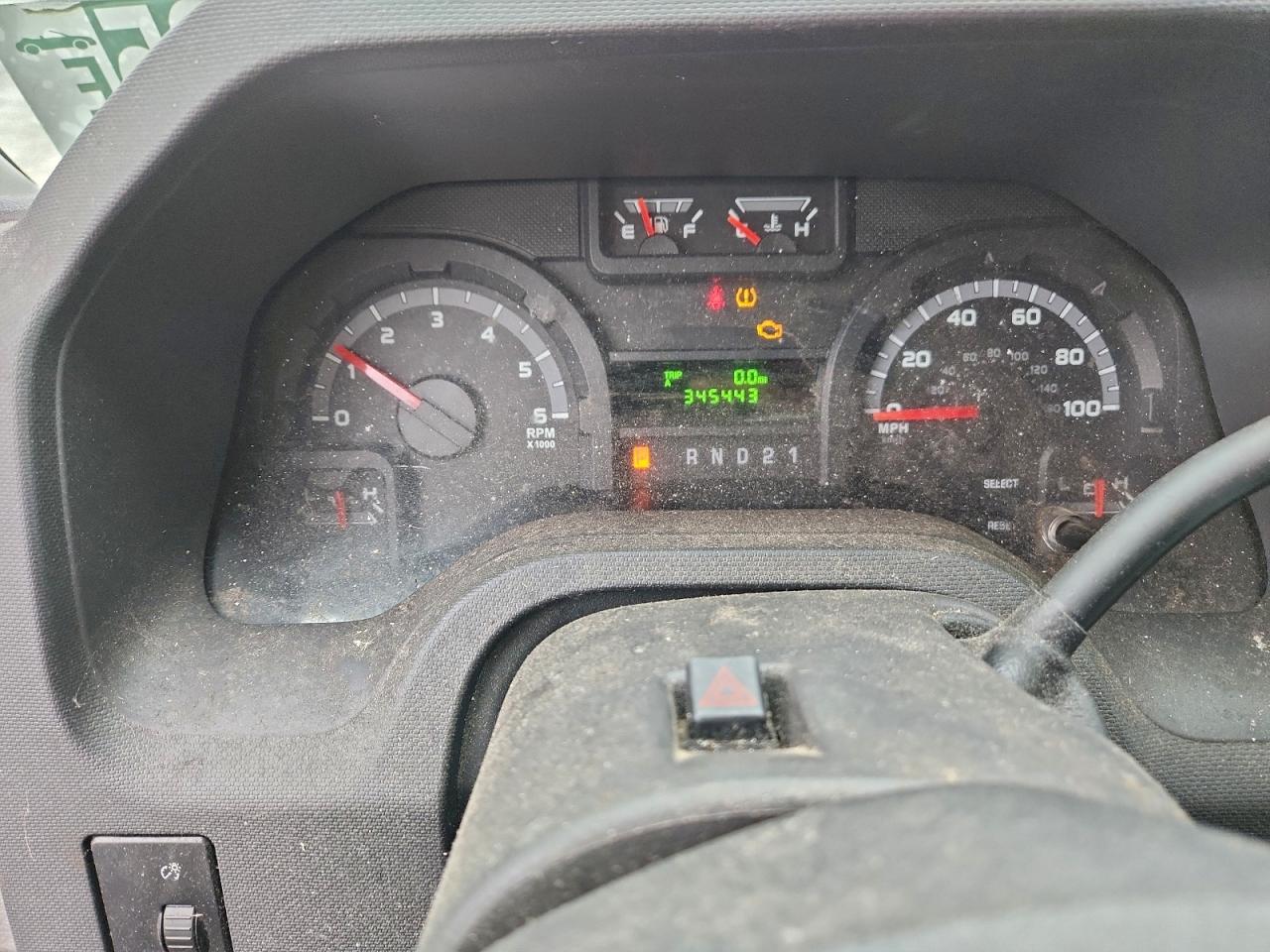 Ford E-150 E150 Van Image 10