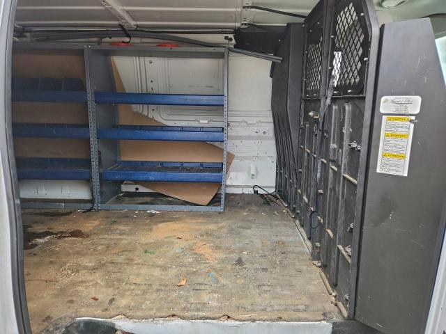 Ford E-150 E150 Van Image 13